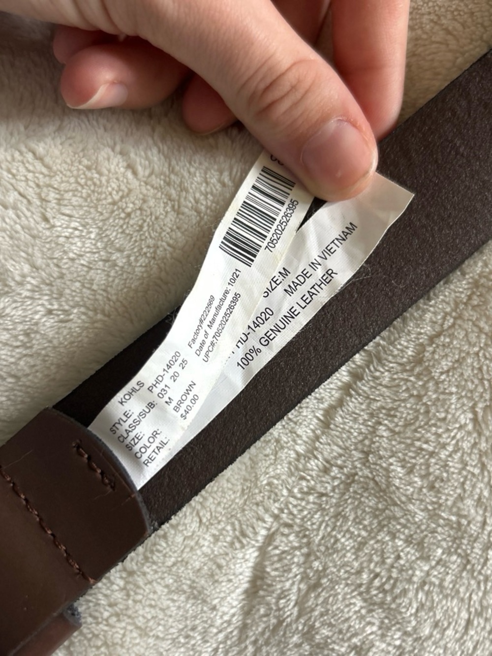 Kohl's Women's Dark Brown Belt with Brass-Tone Buckle - Picture 3 of 3
